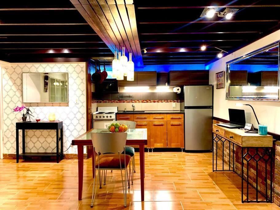 Live In This Iconic East Side Lower Level Unit Providence Dış mekan fotoğraf